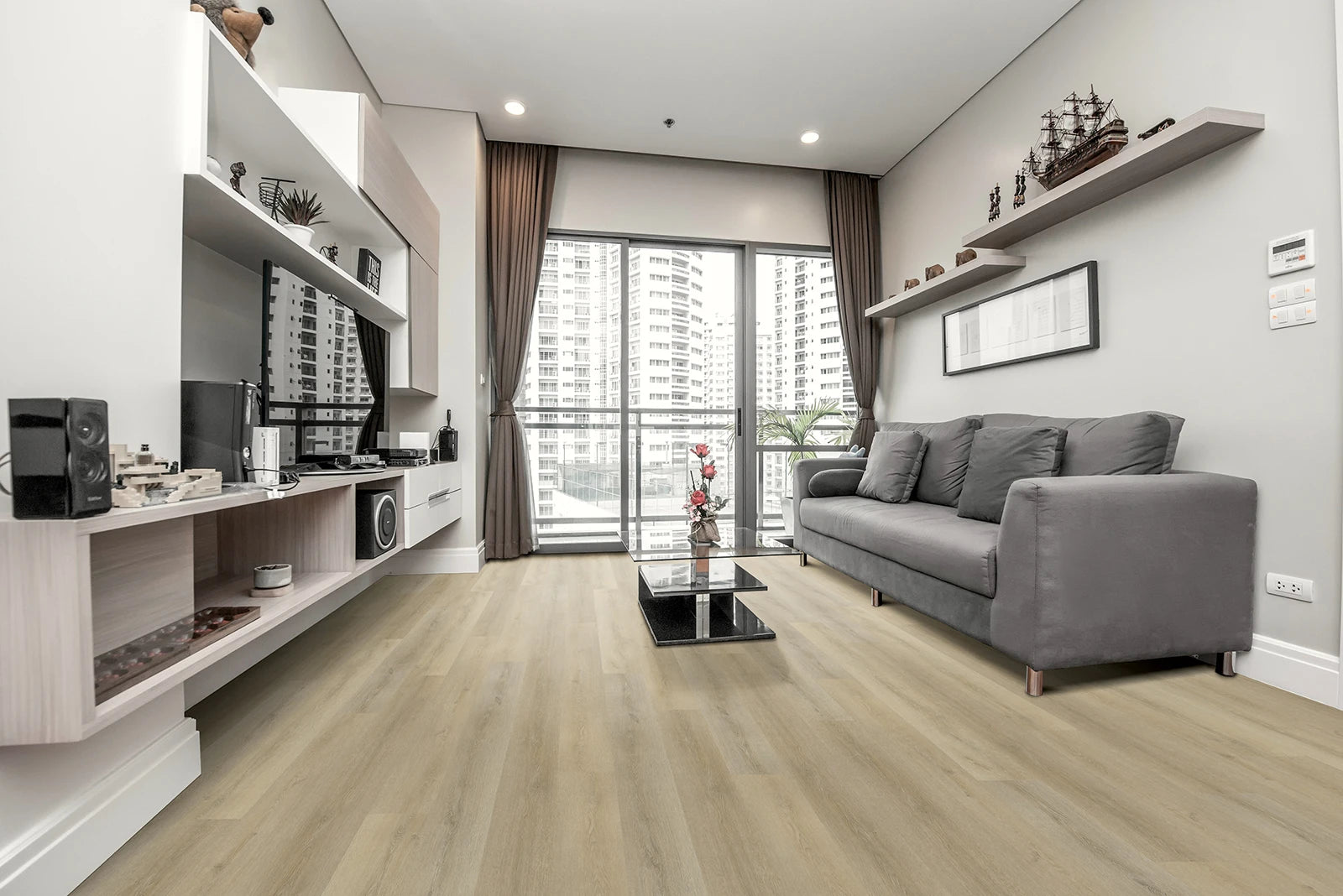 Vinylboden IPC Terra Design Sofia in Holzoptik, Klebevinyl, sichtbare Oberfläche mit Holzmaserung und Textur