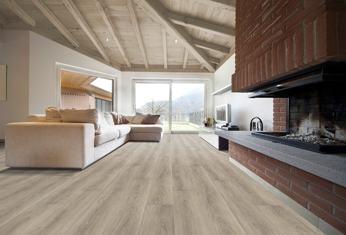 IPC Topas XXL Eiche silber Klick-Vinylboden mit Holzoptik, langlebiges Vinylbodenbelag in hellem Eichendesign