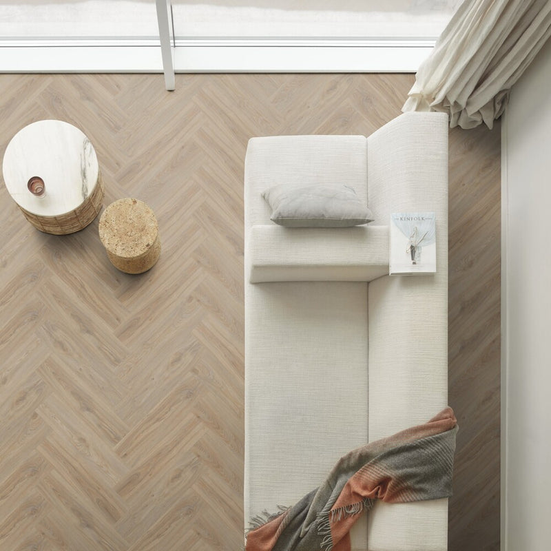 Moduleo Roots 55 Blackjack Oak 22220 Fischgrät – Klebevinyl