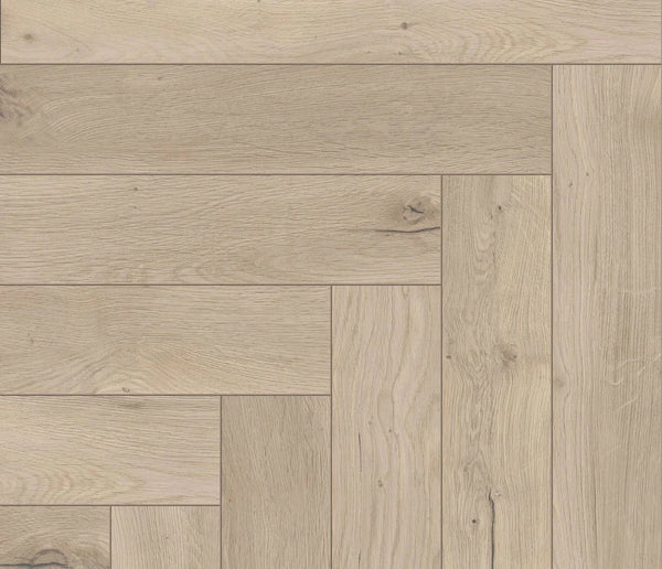 COREtec Naturals Herringbone Forest Vinylboden mit Holzoptik, detaillierte Maserung und strukturierte Oberfläche, langlebig und stilvoll.