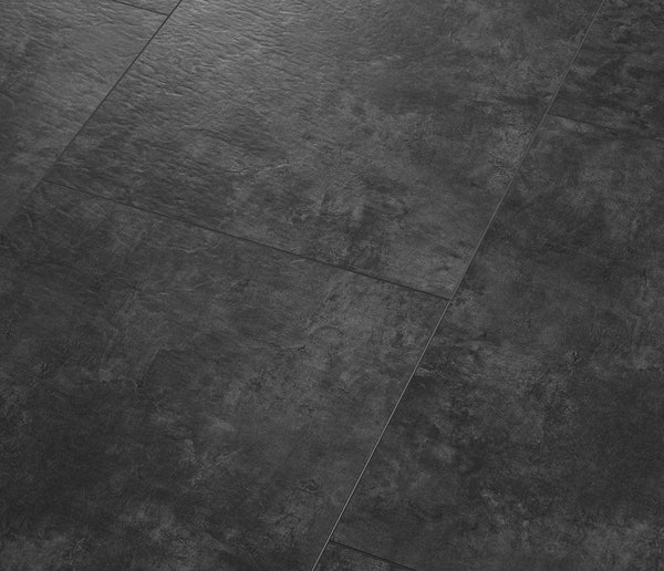 COREtec Vinylboden ProPlus Tile Millennium in Grau mit Holzoptik, langlebig und realistisch gestaltet.