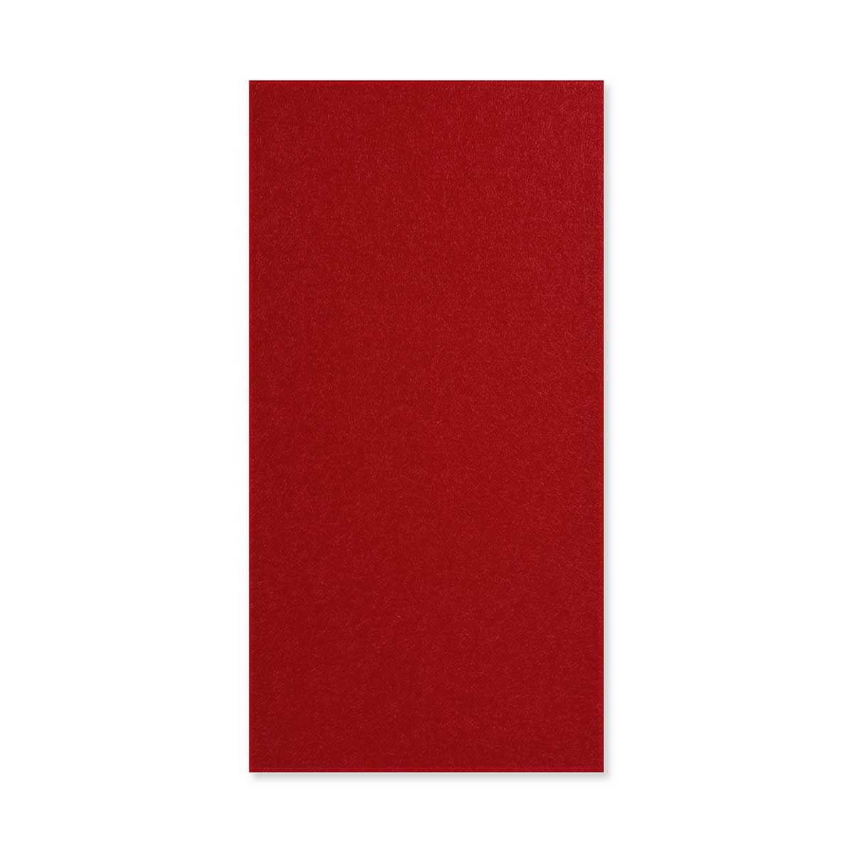 Jangal Wandpaneel Cherry Red aus PET-Filz mit abgeschrägten Kanten, 52 x 104 cm, modulare Wanddekoration in rotem Filz.