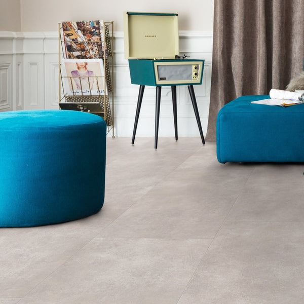 Gerflor Creation 40 Bloom Uni Clear 1599 Vinylboden, Klebevinyl mit hellem, transparentem Design, langlebig und strapazierfähig.