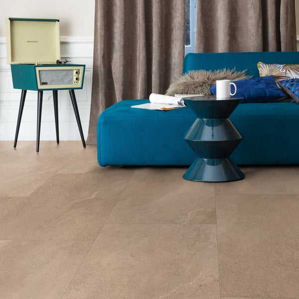 Gerflor Creation 55 Curton Stone Taupe Vinylboden, Klebevinyl mit steinartigem Design in Taupe, Oberfläche sichtbar im Bild