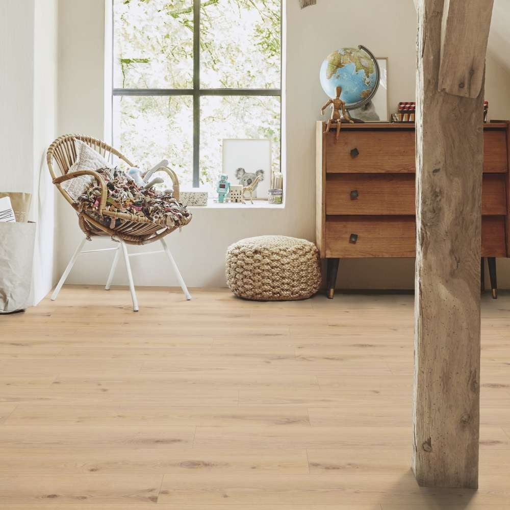 Tarkett iD Essence 30 Tribe Oak Light Natural Vinylboden, Klebevinyl, helles Eichen-Design für moderne Räume