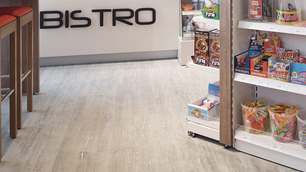Vinylboden Project Floors floors@work PW 3860, Klebevinyl, hellgrau, langlebiger Bodenbelag, Nahaufnahme des Designs