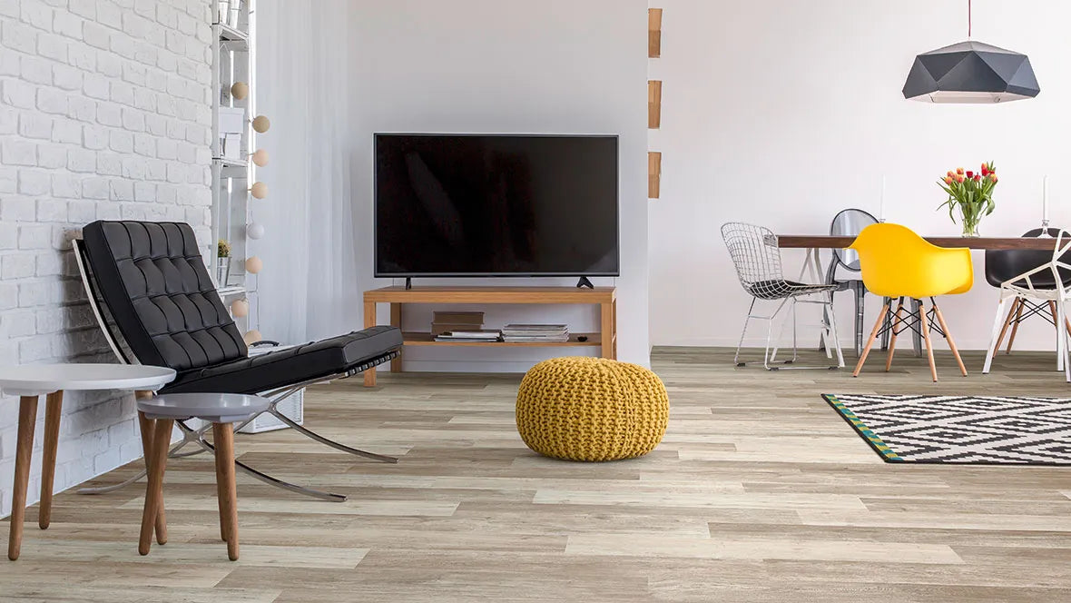 Forbo White Autumn Oak, im Raum verlegt