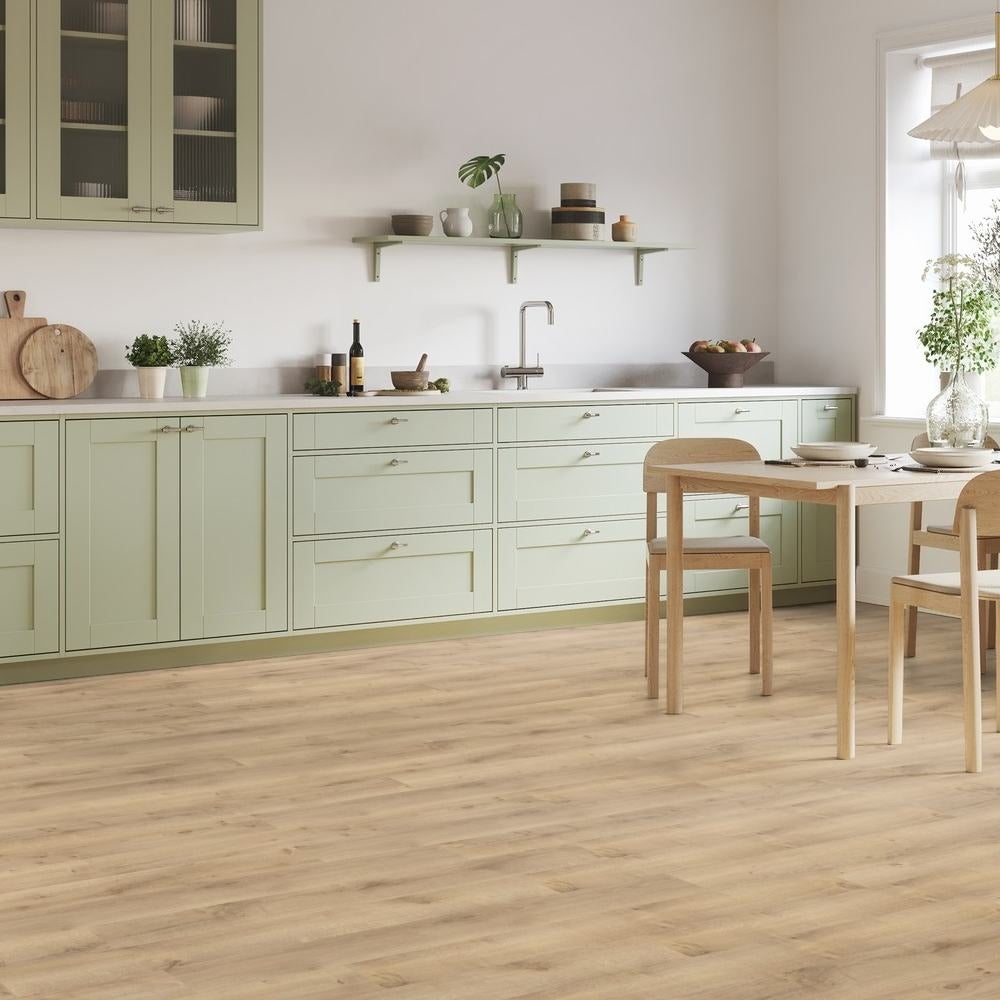 Tarkett iD Inspiration 30 Classics Rustic Oak Beige Vinylboden mit Holzmaserung und warmem Holzdesign, Klebevinyl, Nahaufnahme