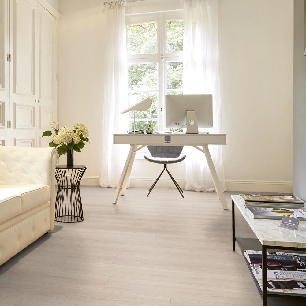 Vinylboden Tarkett iD Inspiration 55 Authentics Pearl Oak Latte, Klebevinyl mit Holzoptik, helles Eichenmuster, hochwertiger Bodenbelag