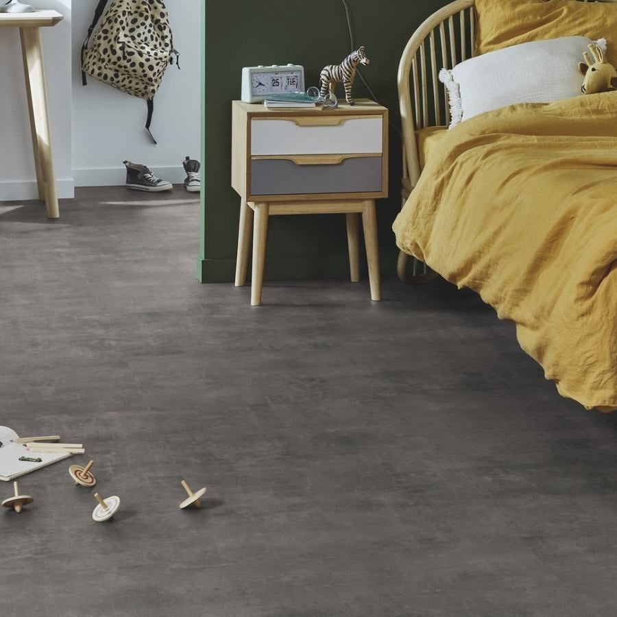 Vinylboden Tarkett iD Inspiration 55 Naturals Patina Concrete Dark Grey, dunkler Beton-Look, Klebevinyl, moderne Bodenbelagsoptik