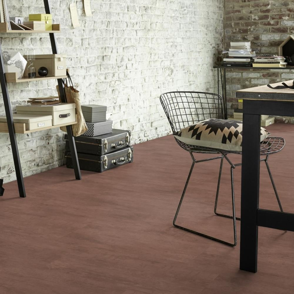 Vinylboden Tarkett iD Inspiration 55 Classics Oxide Copper mit warmem Kupferton, klebefertig, texturierte Oberfläche, langlebiges Design