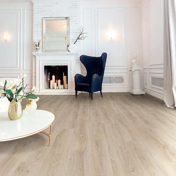 Vinylboden Tarkett iD Inspiration 55 in English Oak Grege mit Holzdielenoptik, natürliche Holzmaserung, elegante Bodenbelagsoptik