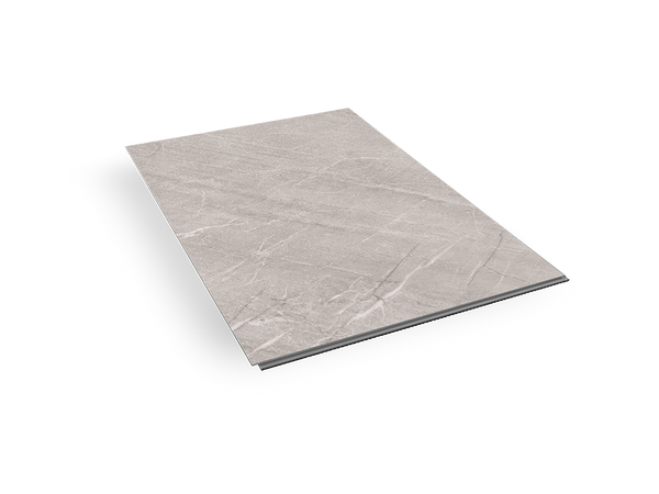 CHECK One Grillo Botticino Klickvinyl Fliese mit Trittschall, Vinylboden in hellbraunem Marmor-Design, perspektivische Ansicht