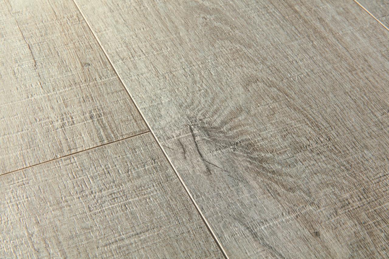Quick-Step Vinyl PUCL/PUCP 40106 Eiche Baumwolle grau mit Sägeschnitten - WaBo-Design