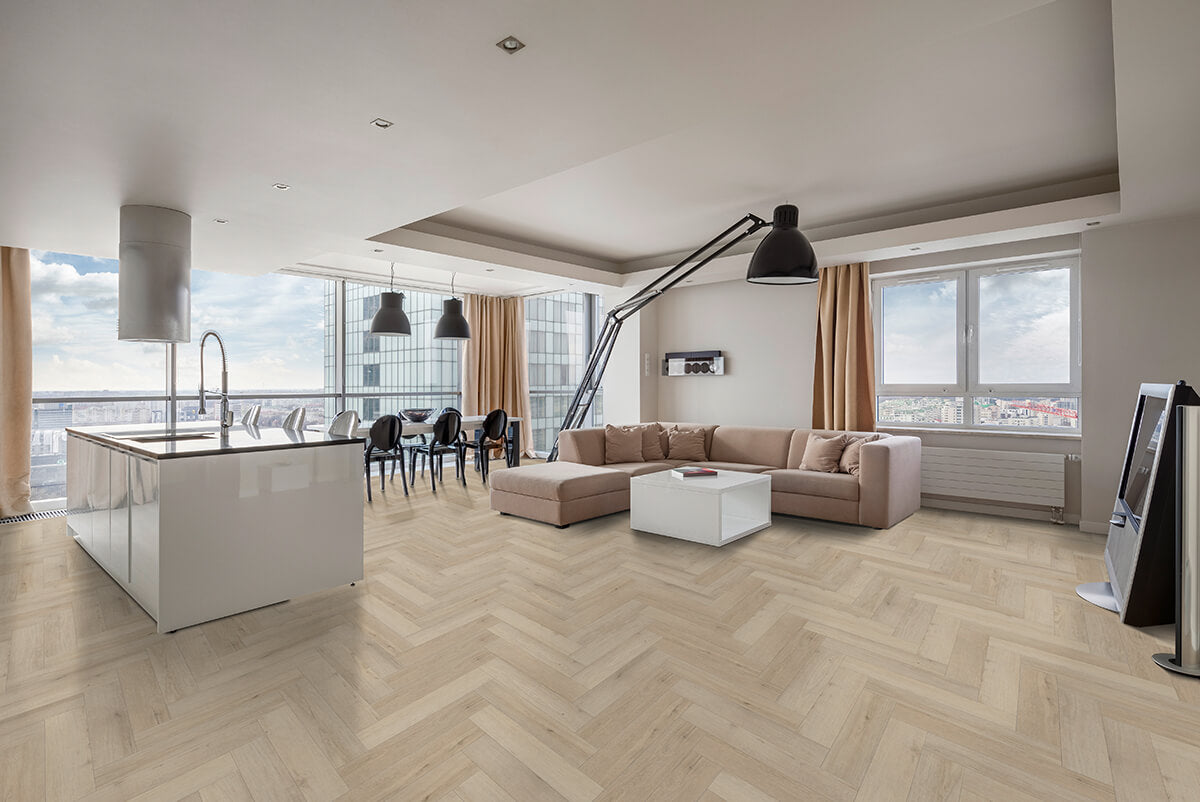 Vinylboden IPC Opal XS Fischgrät Eiche Deventer, Klebevinyl, Detailansicht des Holzdesigns und der Fischgrät-Verlegung.