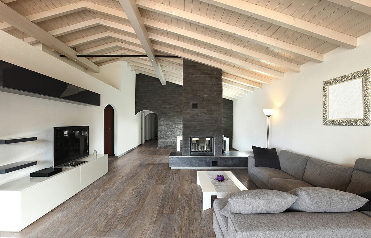 Vinylboden IPC Smaragd Eiche Altholz lederbraun, Klebevinyl mit natürlicher Holzmaserung und warmer Braunfärbung, für Bodenbeläge