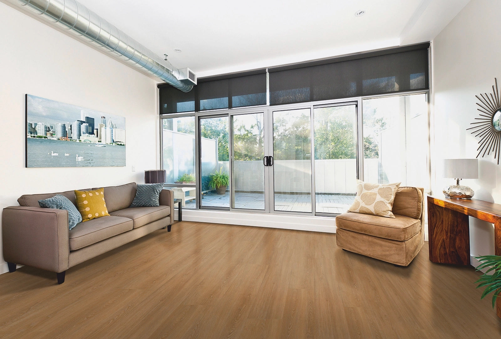 IPC Jade Design 702 Klick-Vinyl Vinylboden mit Holzmaserung in hellen Brauntönen, langlebig und pflegeleicht.