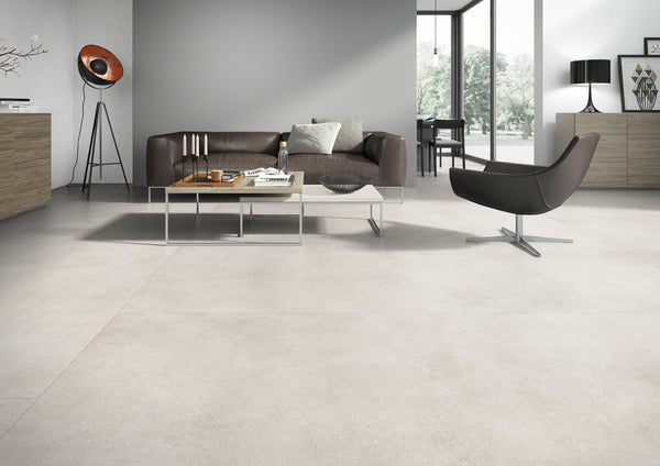 Ceramin Vinylboden Donna Oryx Weiß, PVC-freie Designfliese mit eleganter weißer Marmoroptik, langlebig und pflegeleicht.