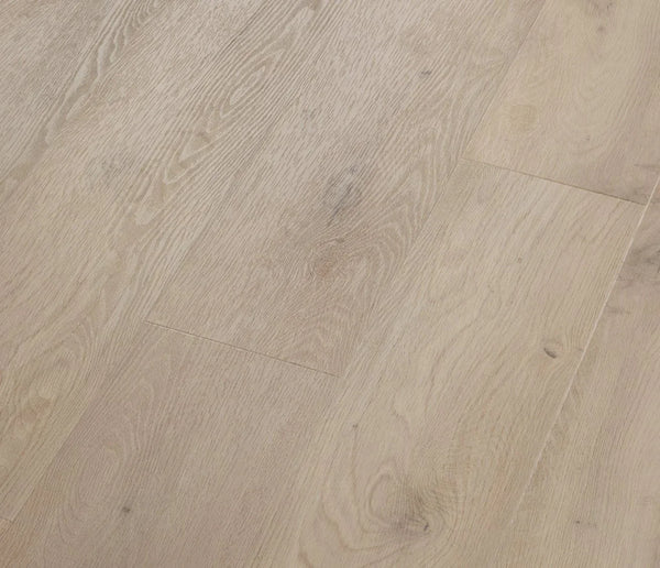 COREtec Naturals Vinylboden Forest 1200 in Naturholzoptik, robuste LVP-Bodenbelag mit natürlicher Maserung und warmer Holzfarbe.
