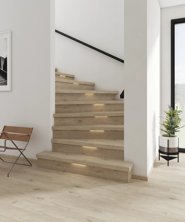 COREtec Stairs Treppe mit integrierter LED-Beleuchtung in den Stufen