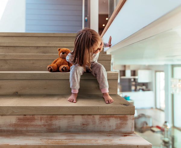 Treppe mit COREtec Stairs, seitlicher Abschluss der Stufen sichtbar