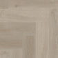 Vinylboden im Fischgrätmuster aus COREtec Naturals Texas Oak H71, lebendige Eichenoptik, langlebiges Vinyl, elegantes Design