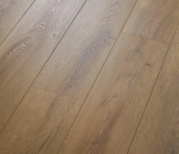 COREtec Vinylboden Windsor im Holzdesign, robust und langlebig, mit realistischer Holzmaserung für eleganten Raumstil