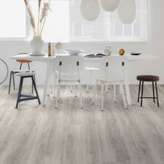 Vinylboden Moduleo Roots 40 Classic Oak 24125 mit Holzmuster, Klebevinyl, detailreiche Holzoptik, langlebig und pflegeleicht