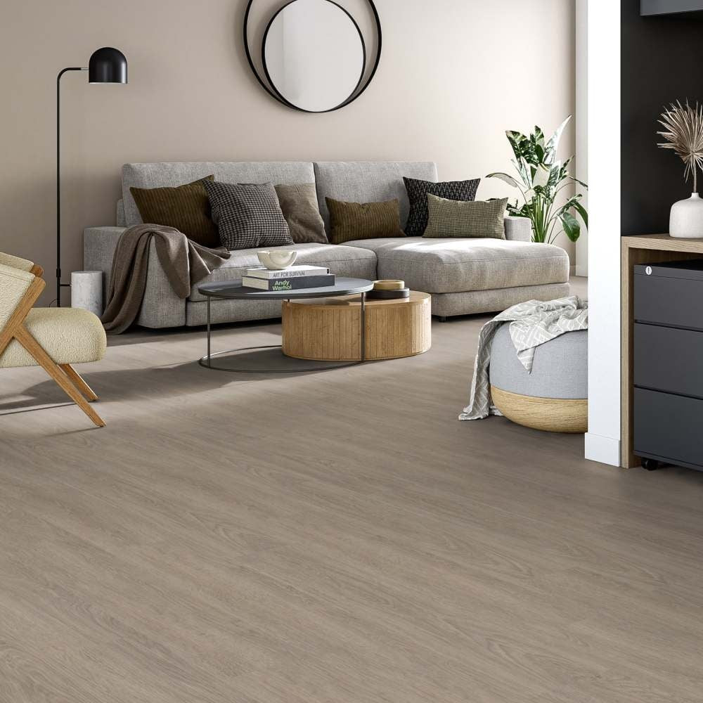 Helles Tarkett iD Essence Rigid 55 Klick-Vinylboden in Cool Oak Light Beige, robuste Vinylboden mit Holzoptik, Nahaufnahme