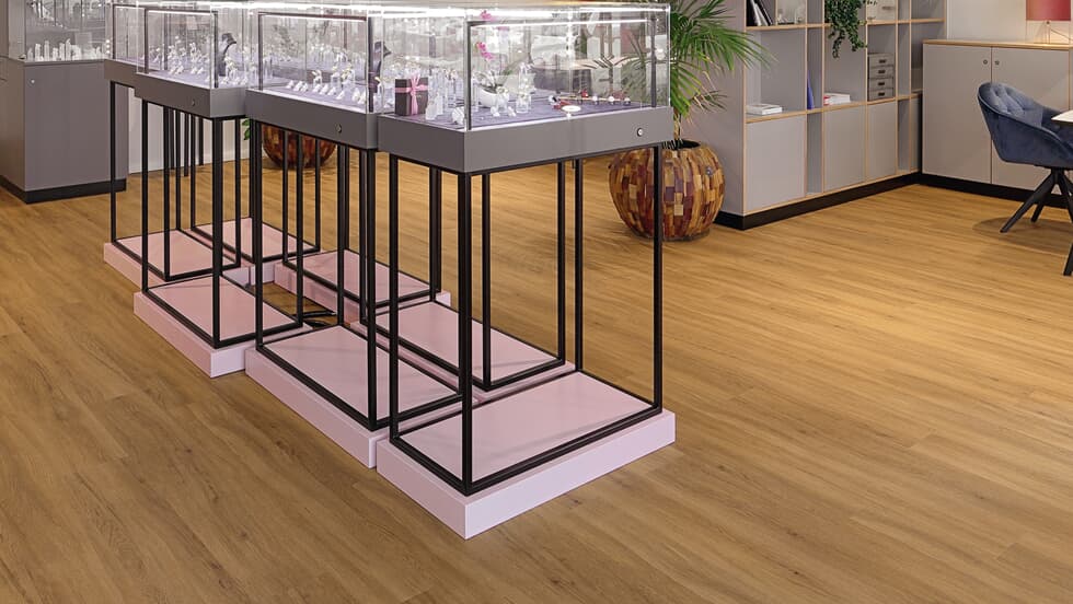 Vinylboden Project Floors floors@work PW 3361 aus Klebevinyl, detailreiche Nahaufnahme des Bodenbelags.