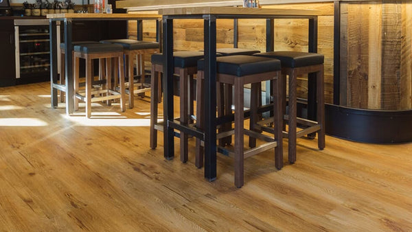 Selbstliegender Vinylboden Project Floors Loose-Lay PW 3840 in hellem Holzdesign, geräuscharm und langlebig, für moderne Räume