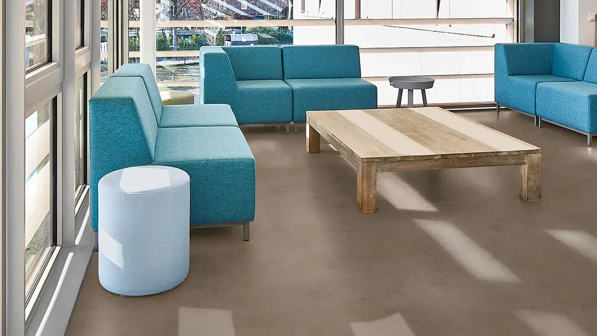 Forbo Canyon Cement, im Raum verlegt