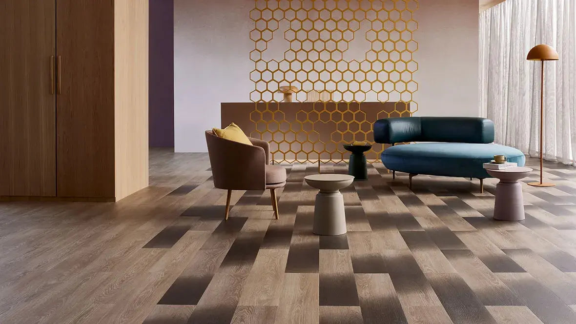 Forbo Light Timber, im Raum verlegt