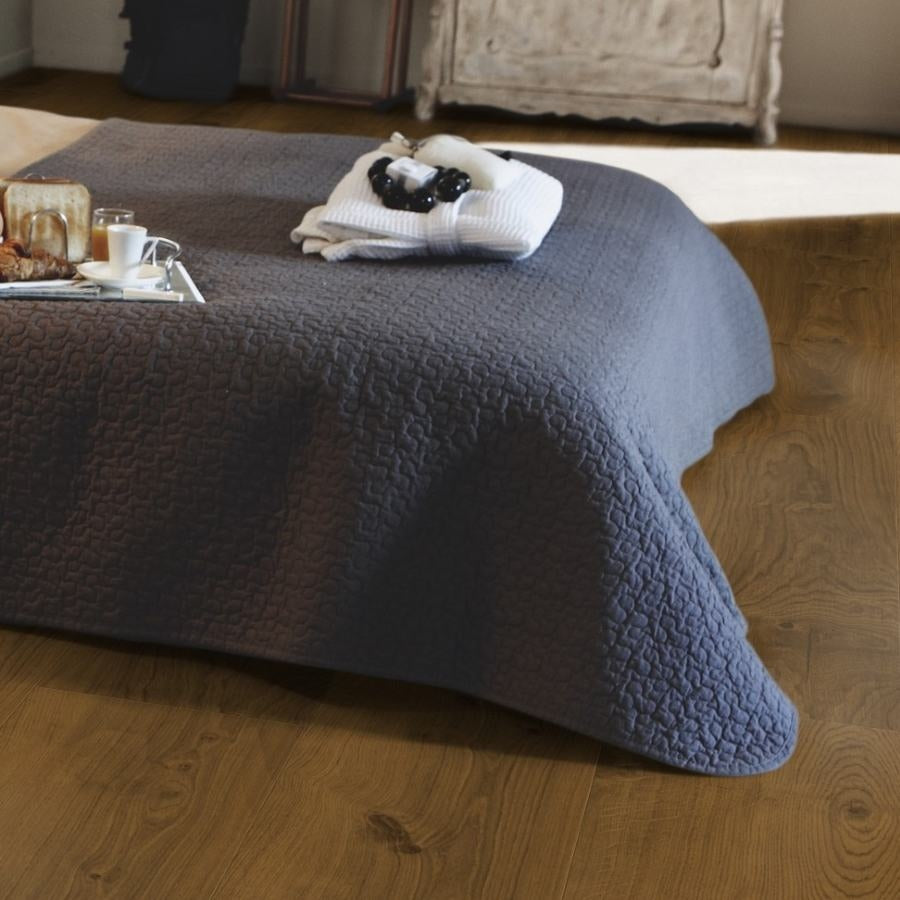 Vinylboden Tarkett iD Inspiration 30 Naturals Nomad Oak Coffee mit Holzmaserung und warmen Brauntönen, Klebevinyl für elegante Räume