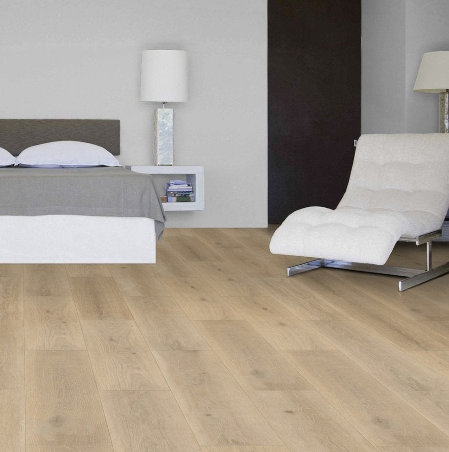 Tarkett iD Inspiration 55 Authentics Highland Oak Smoke Vinylboden, Klebevinyl, helle Holzoptik mit rauer Maserung, langlebiges Design
