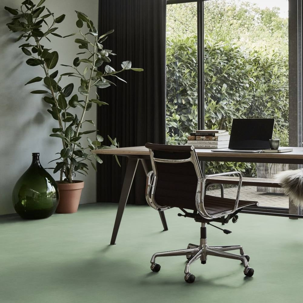 Vinylboden Tarkett iD Inspiration 55 Naturals Fibra Green, Klebevinyl mit grüner Holzoptik, langlebig und stilvoll für Räume