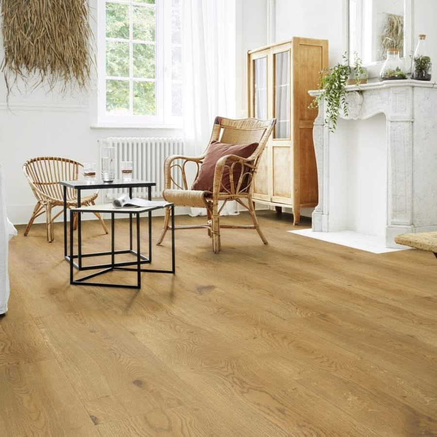 Tarkett iD Inspiration 55 Vinylboden aus Swiss Oak Naturals mit geöltem Look, Klebevinyl, helle Holzoptik, langlebiges Bodenbelag.