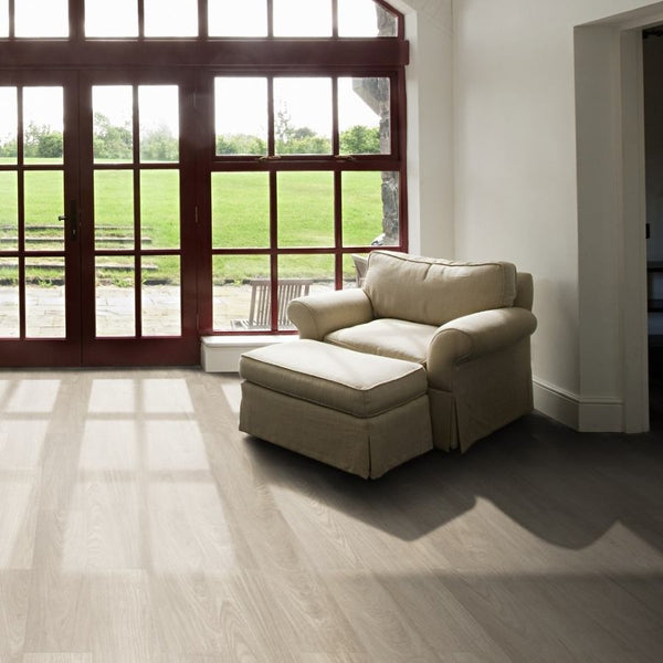 Vinylboden Tarkett iD Inspiration 55 Classics Patina Ash Brown, Klebevinyl, braune Holzoptik, langlebiger Bodenbelag