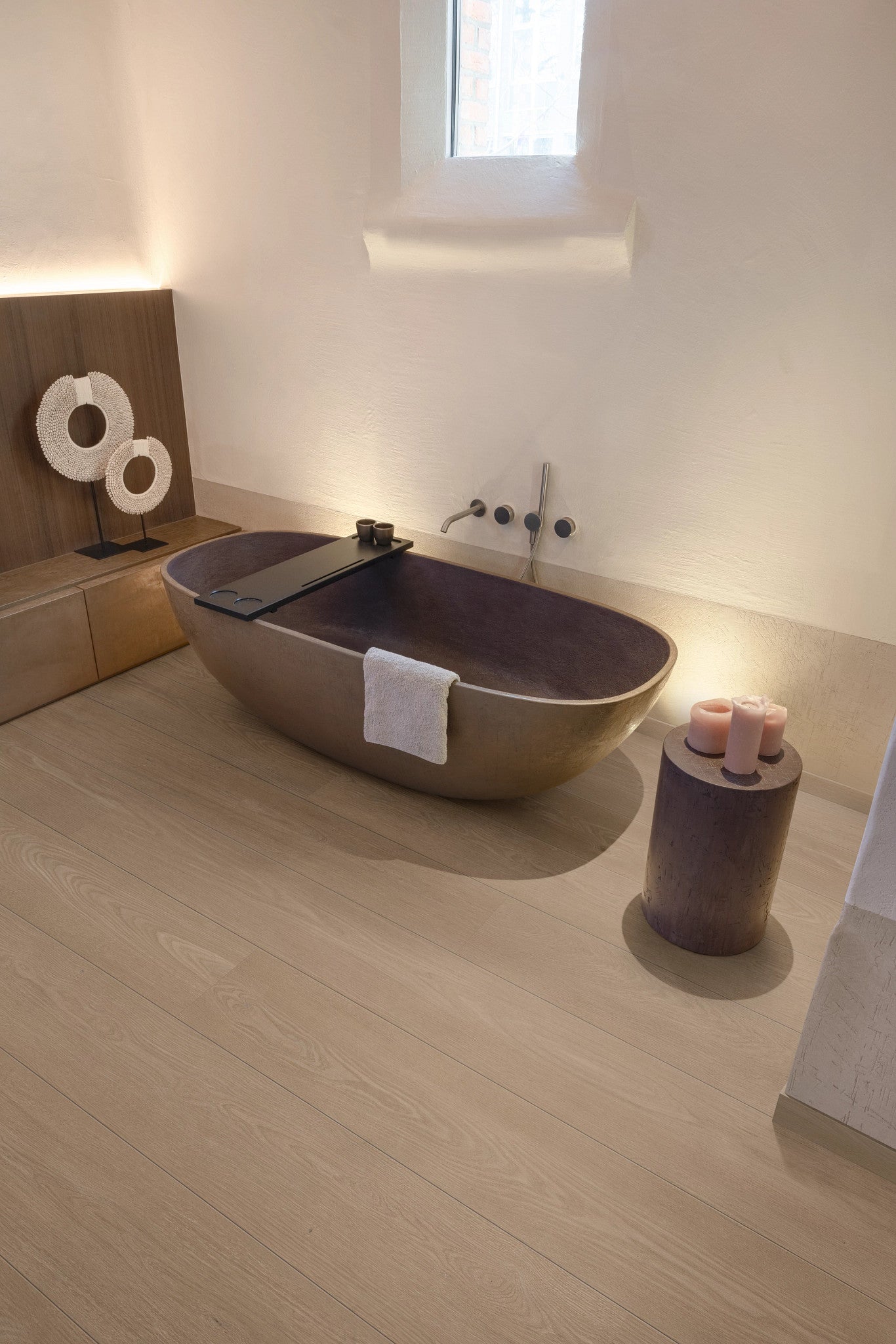 COREtec XL-END Alhambra Vinylboden in Holzoptik, braun, mit natürlicher Maserung, für langlebigen und stilvollen Raum.